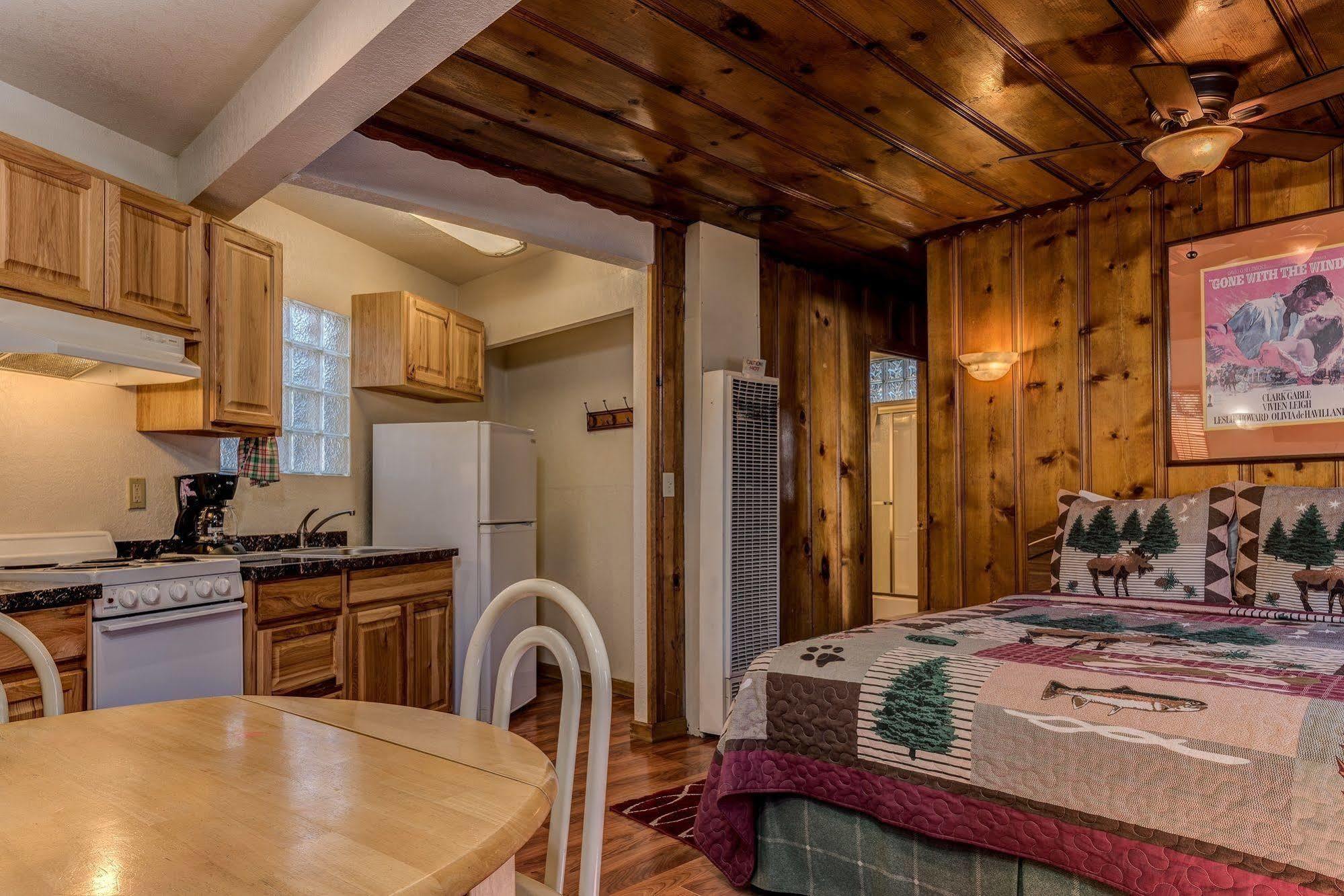 Doc'S Cottages South Lake Tahoe Stateline Eksteriør billede